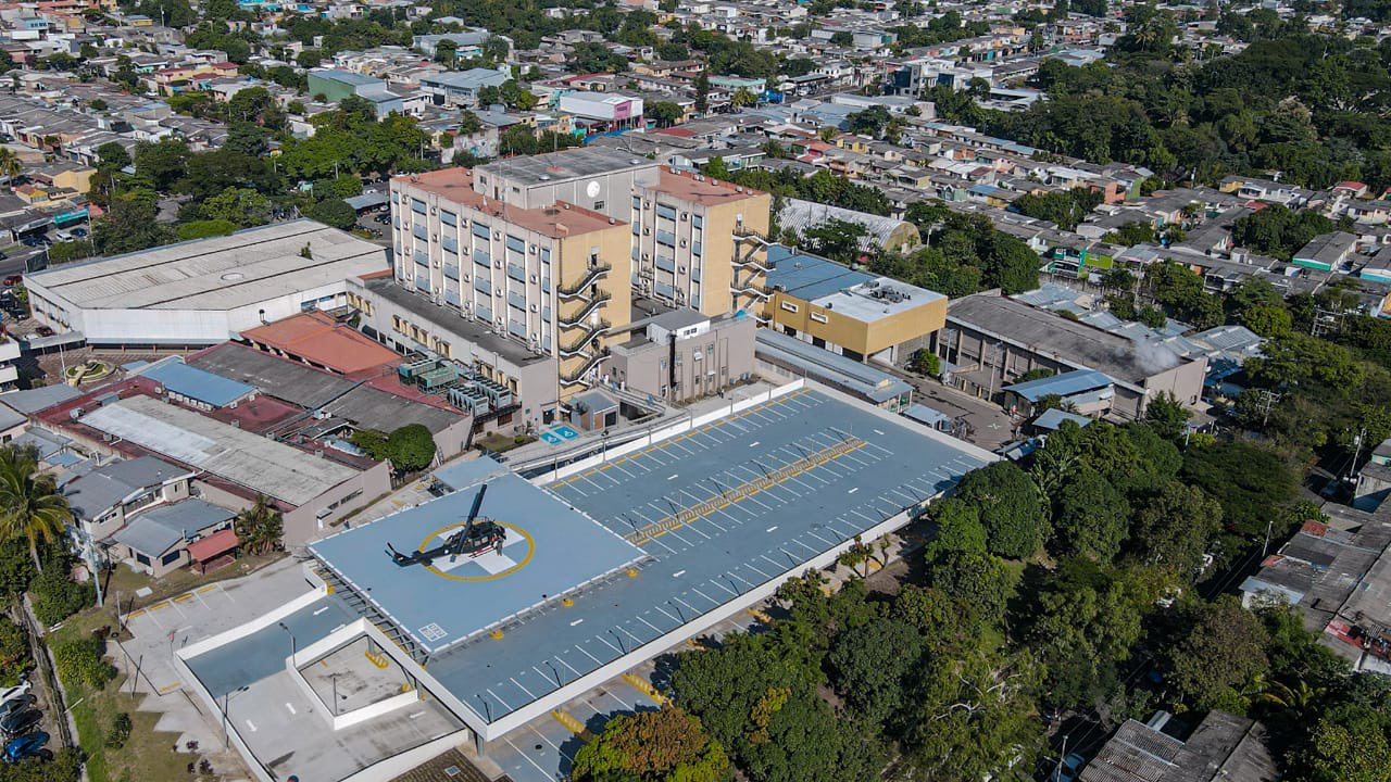 Inauguran ampliación del parqueo y nuevo helipuerto en el Hospital Militar Central inauguran-ampliacion-del-parqueo-y-nuevo-helipuerto-en-el-hospital-militar-central